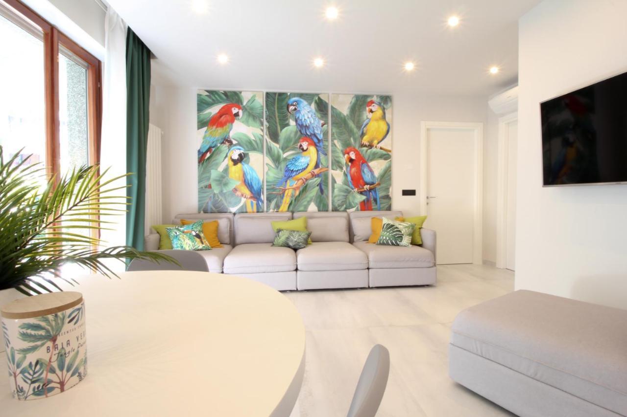 Parrots & Palms Apartment บอร์ดิเกรา ภายนอก รูปภาพ