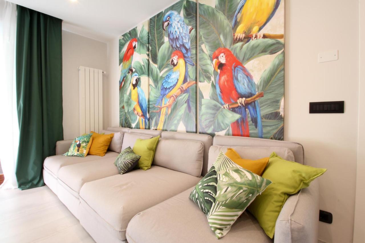 Parrots & Palms Apartment บอร์ดิเกรา ภายนอก รูปภาพ